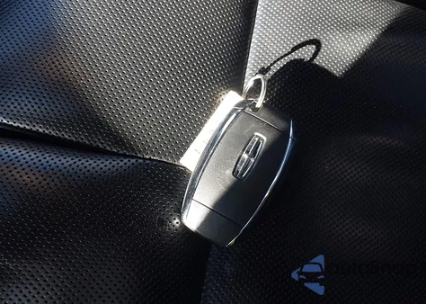 2018 Lincoln Navigator L Select z USA, uszkodzony, nr VIN 5LMJJ3JT7JEL08789